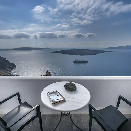 ホテル Aigialos Luxury Traditional Settlement