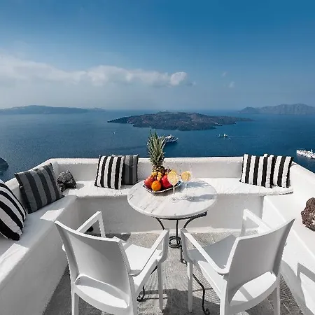 Aigialos Luxury Traditional Settlement Hotel 5*