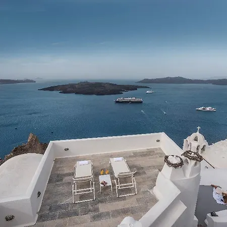 Aigialos Luxury Traditional Settlement Hotel 5*