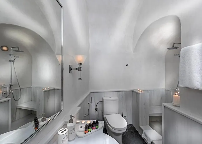 Hotel Aigialos Luxury Traditional Settlement Fira (Santorini)