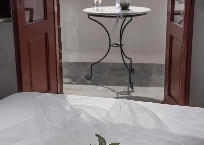 Hotel Aigialos Luxury Traditional Settlement 5*