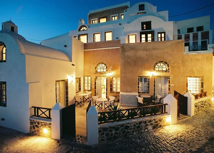 Aigialos Luxury Traditional Settlement Hotel Fira (Santorini)