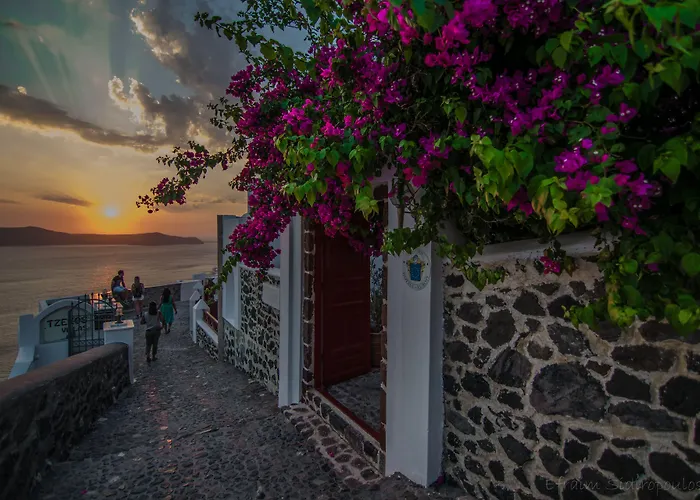 Hotel Aigialos Luxury Traditional Settlement 5*