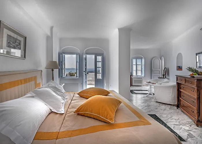 Hotel Aigialos Luxury Traditional Settlement Fira (Santorini)