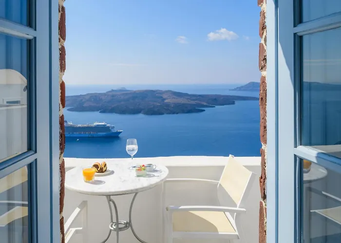 Aigialos Luxury Traditional Settlement Fira (Santorini)