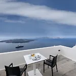 Aigialos Luxury Traditional Settlement 5* Fira (Santorini)
