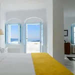 Aigialos Luxury Traditional Settlement Fira (Santorini)
