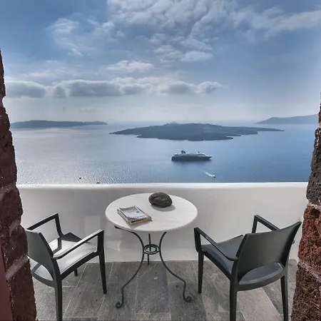 Aigialos Luxury Traditional Settlement Fira (Santorini)