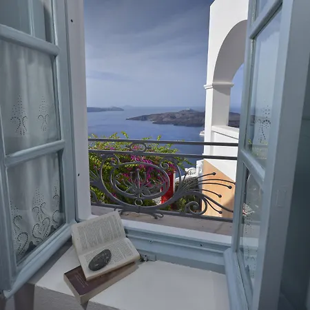 Aigialos Luxury Traditional Settlement Hotel Fira (Santorini)