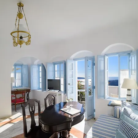 Aigialos Luxury Traditional Settlement Hotel Fira (Santorini)