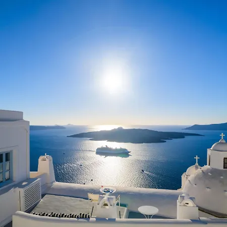 Aigialos Luxury Traditional Settlement Hotel