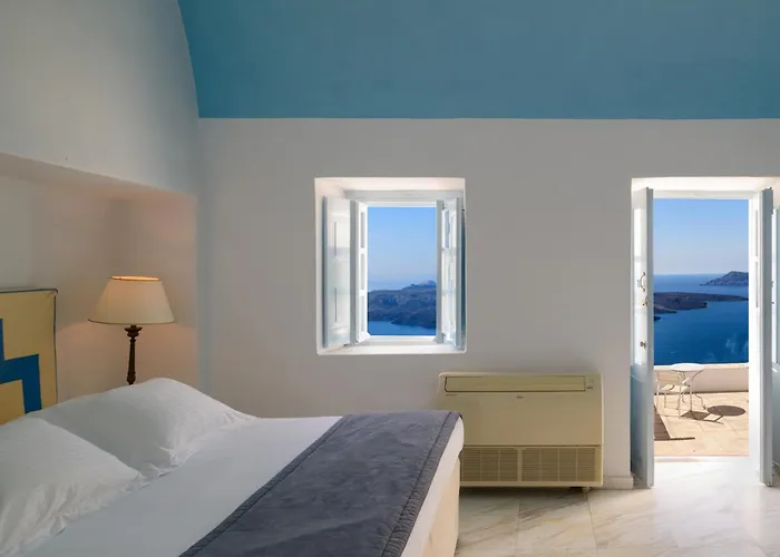 Aigialos Luxury Traditional Settlement Hotel Fira (Santorini)